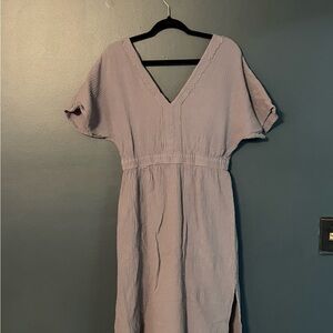 Very J Mauve V-Neck Midi Dress